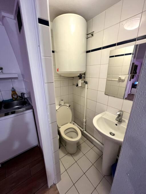 Studio Charmant Centre Ideal Париж Екстериор снимка